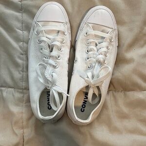 WOMENS CONVERSE LOW TOP SNEAKERS